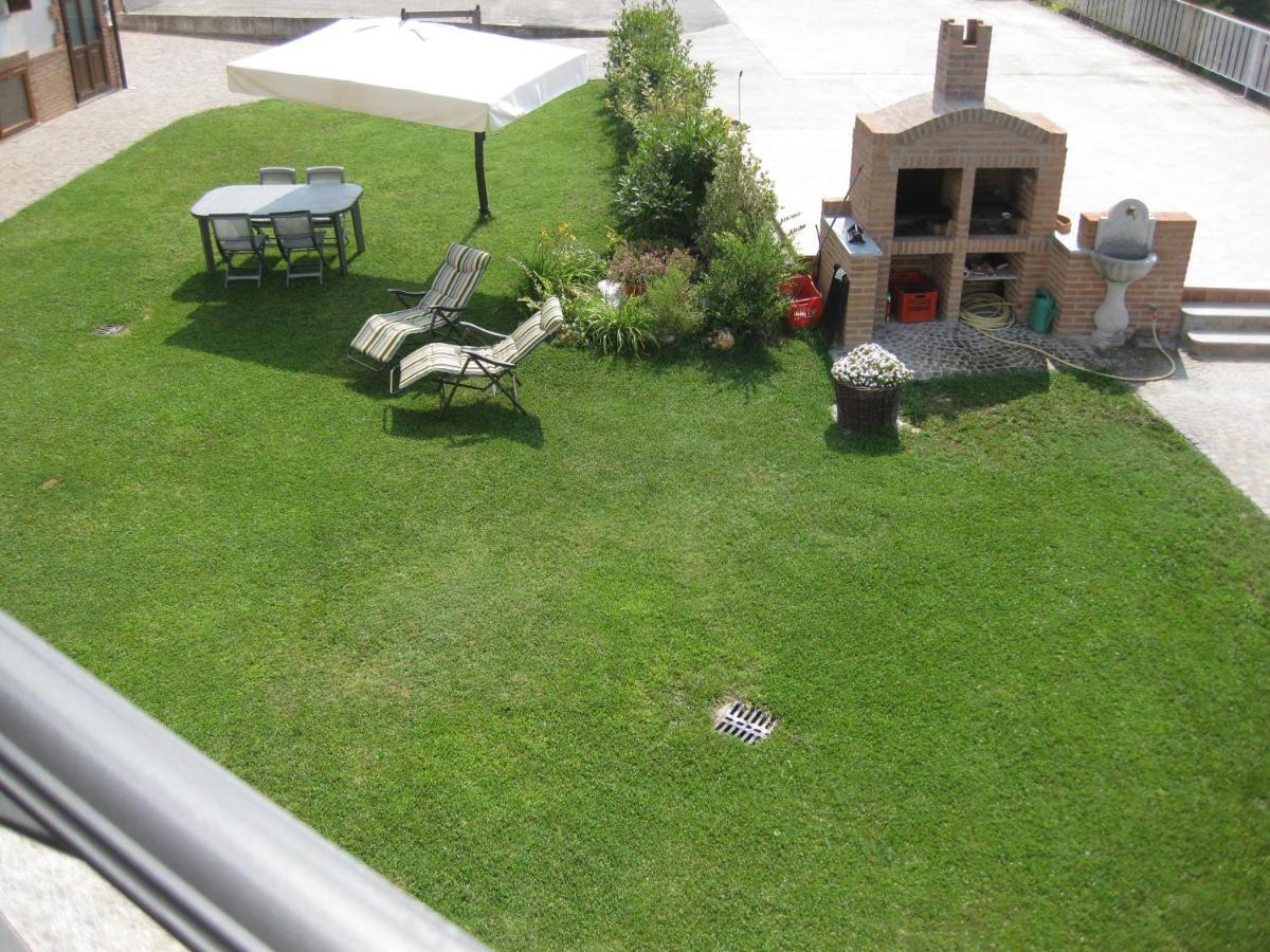 Il Pozzo Fiorito Apartment Cossombrato Exterior photo